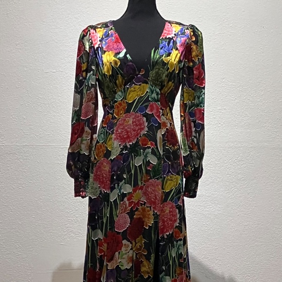 Alice & Olivia Tula Floral-print Devoré-Satin multi-color Tula burnout maxi - Picture 4 of 12